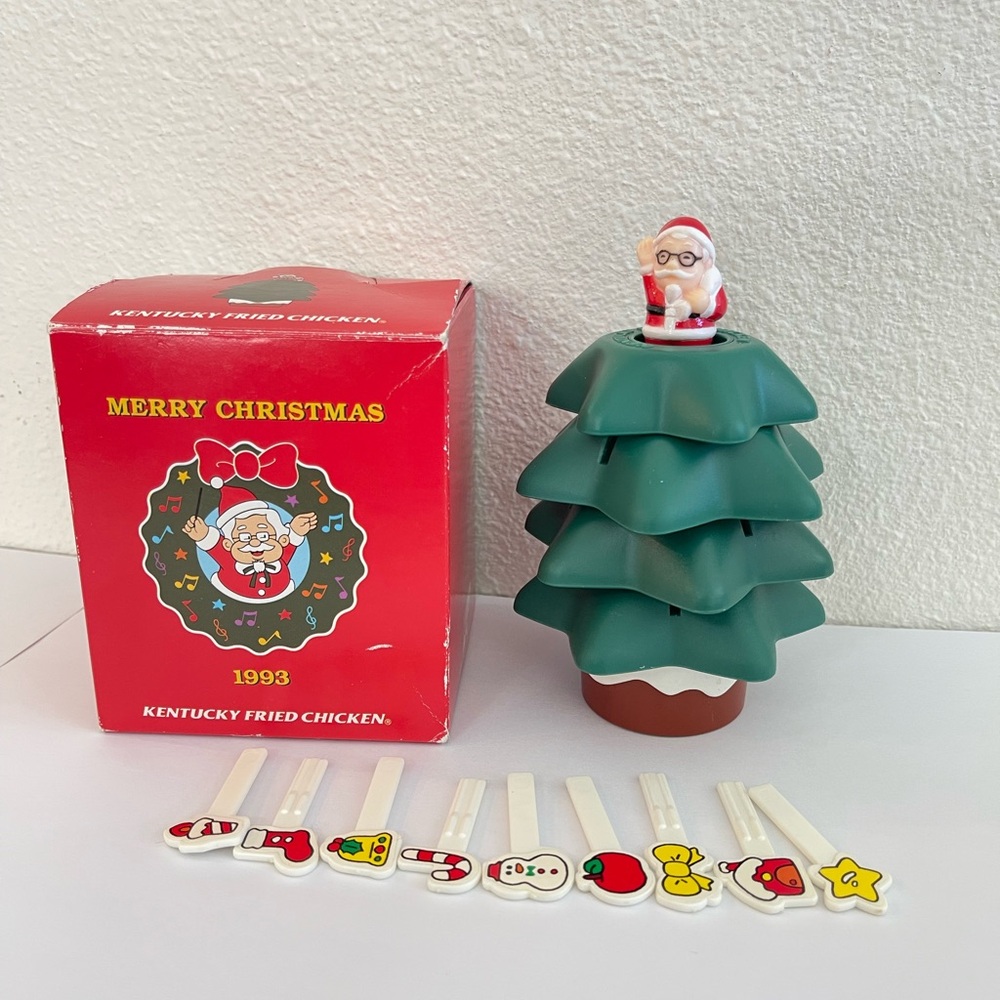 Kentucky Fried Chicken Japan KFC Merry Christmas 1993 Tree Colonel Sanders Santa